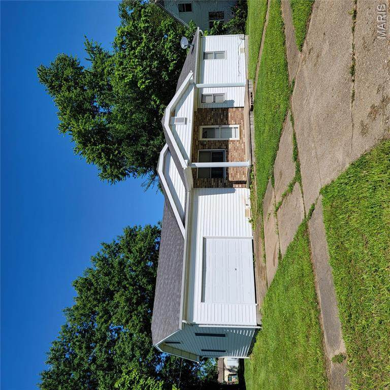 310 Linn Street - Photo 1