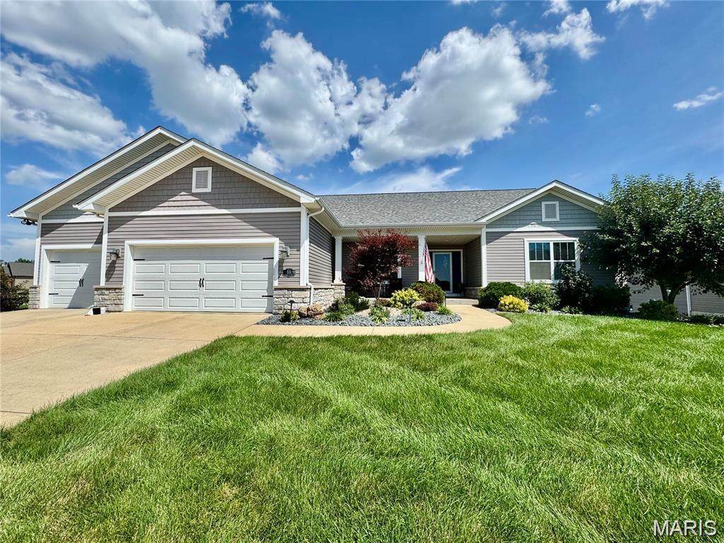 501 Lake Vista Way - Photo 1