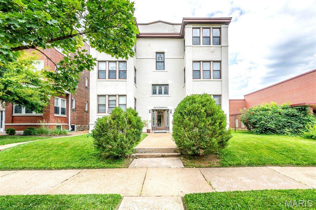 6026 Waterman Boulevard - Photo 1