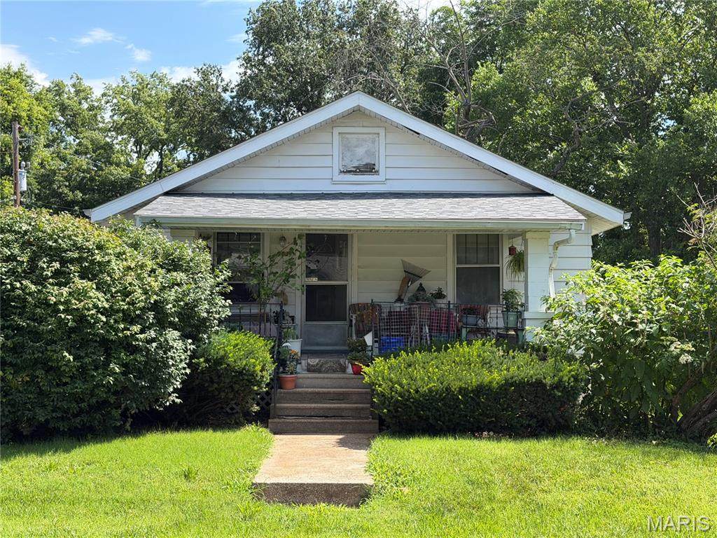 613 Wabash Avenue - Photo 1