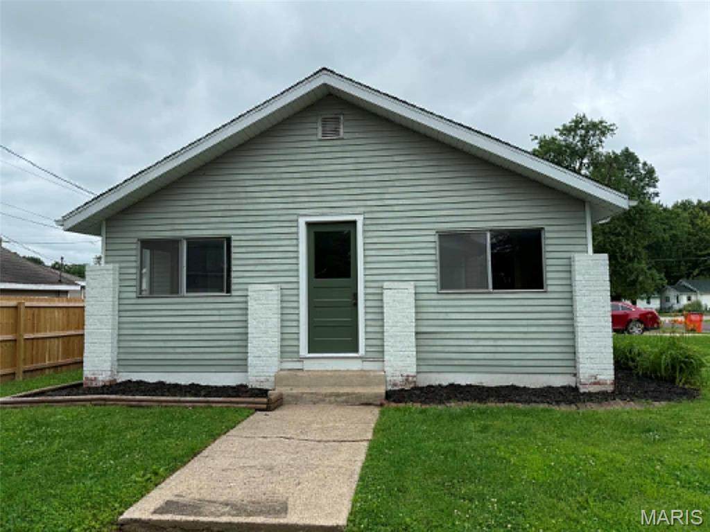 129 Hudson Street - Photo 1