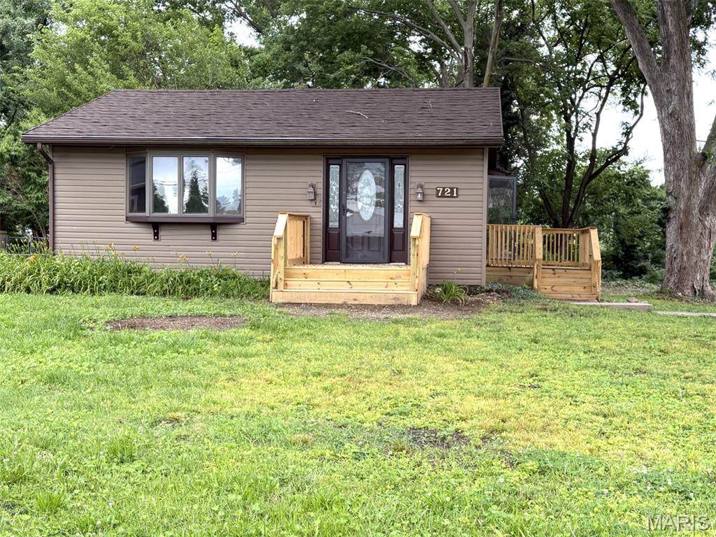 721 Cherry Street - Photo 1