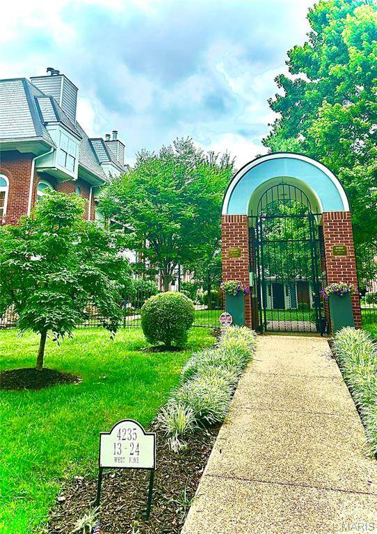4235 Pine Boulevard - Photo 1