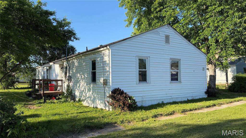 613 Reed Drive - Photo 1