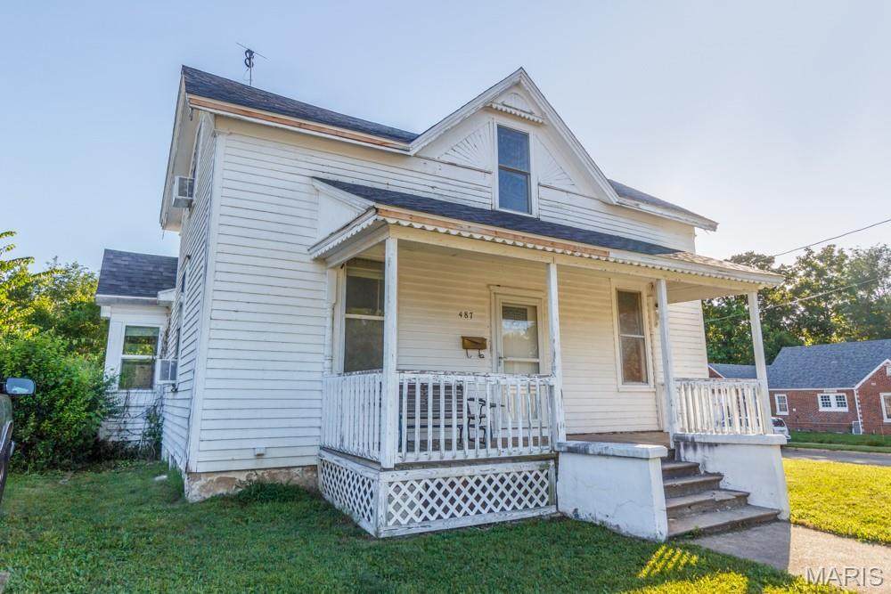 487 Monroe Street - Photo 1