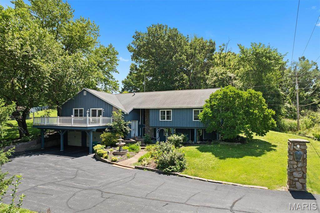 2740 Old Collinsville Road - Photo 1