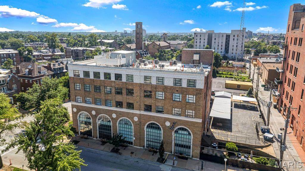 4901 Washington Avenue - Photo 1