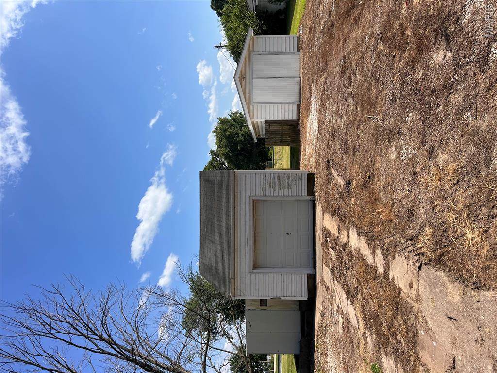 196 Elm Street - Photo 1