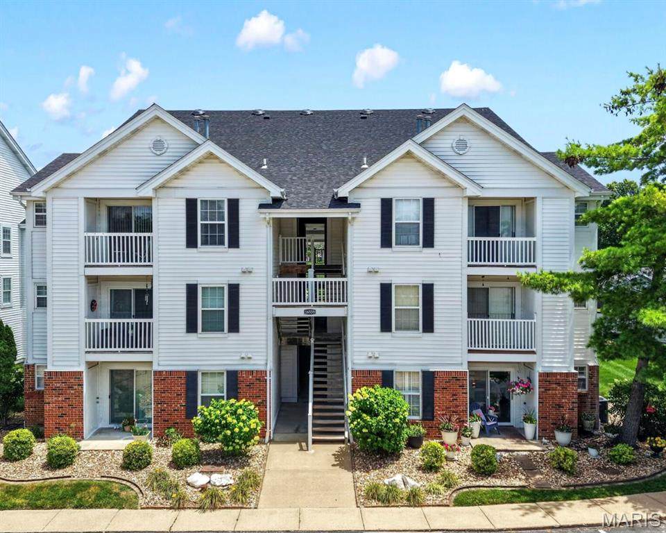 16559 Victoria Crossing Drive - Photo 1