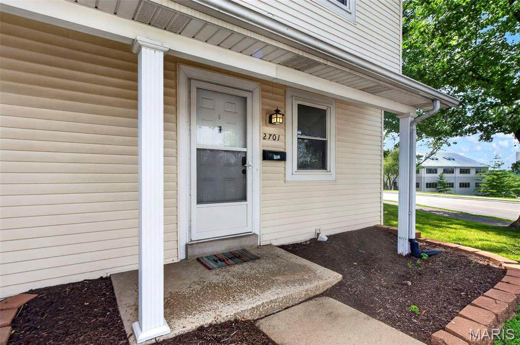 2701 Falcons Way - Photo 1