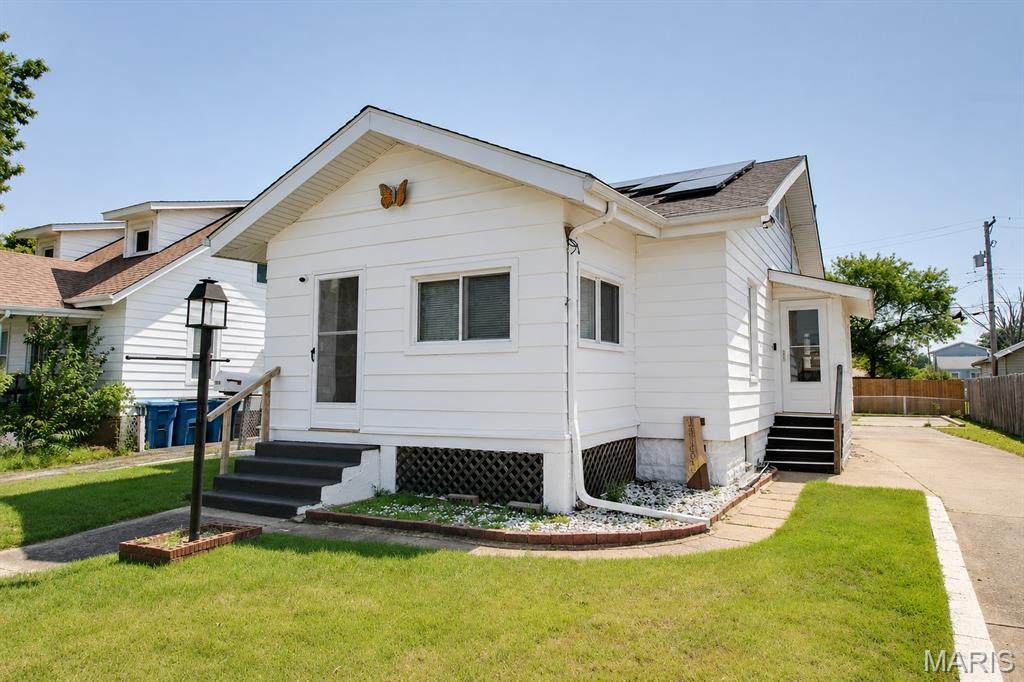 455 1st Street - Photo 1