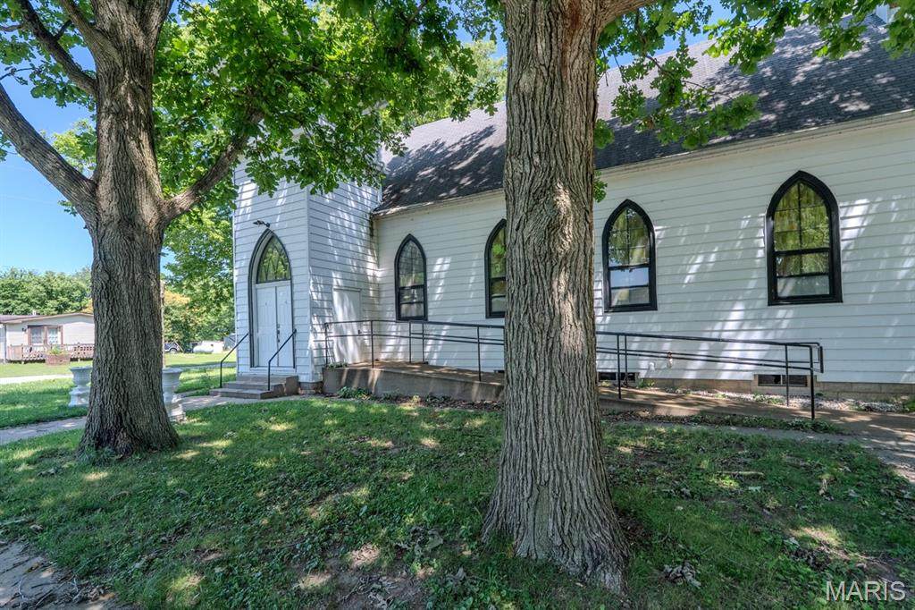 200 Pierron Road - Photo 1