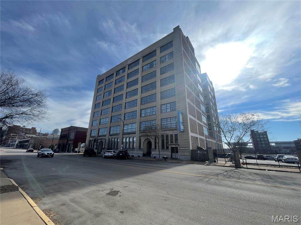 2020 Washington Avenue - Photo 1