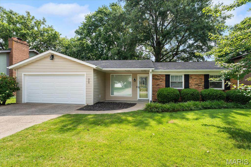 312 El Paso Drive - Photo 1