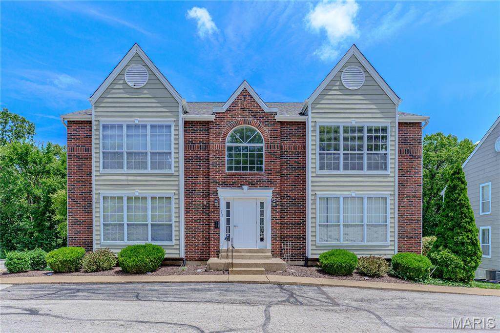1332 Highland Oaks Drive - Photo 1
