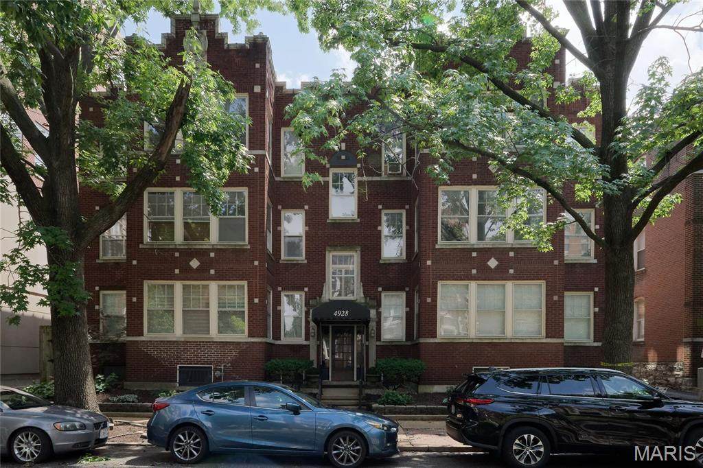 4928 Buckingham Court - Photo 1