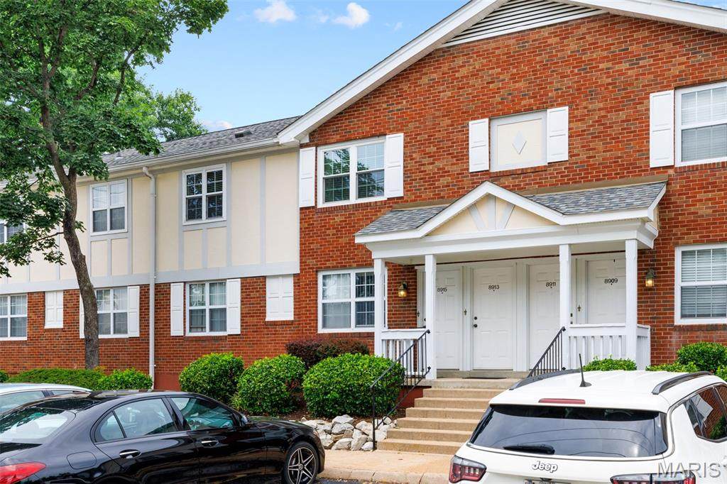 8913 North Swan Circle - Photo 1