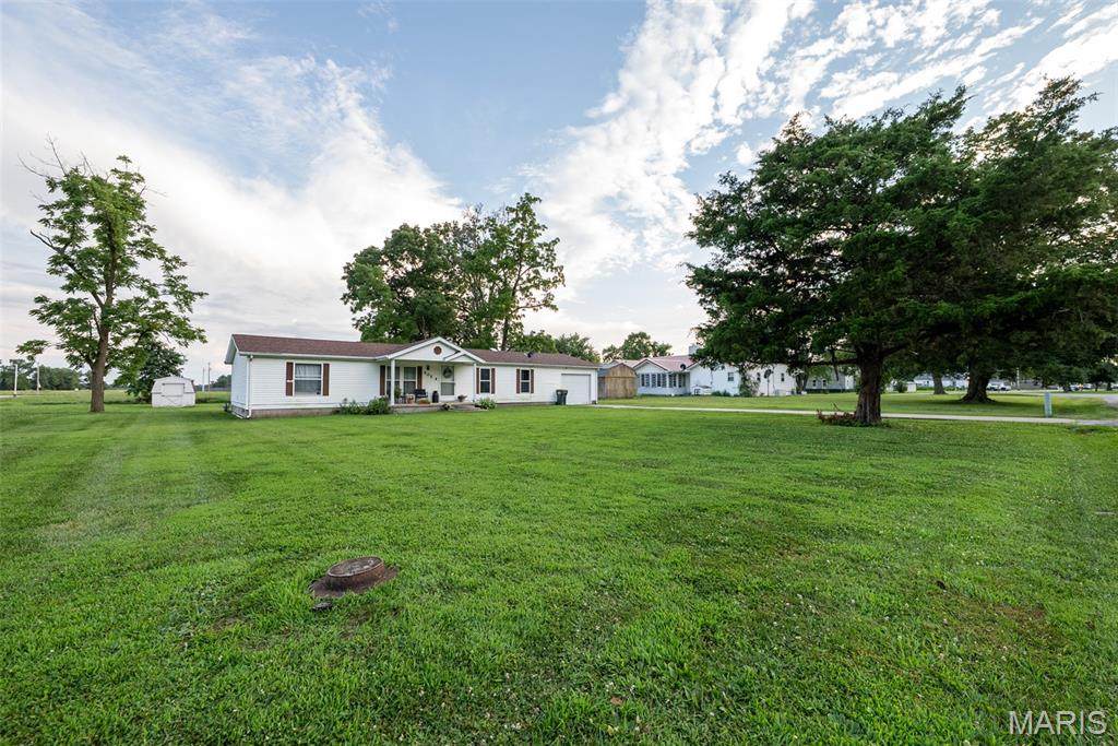 405 Fayette Avenue - Photo 1