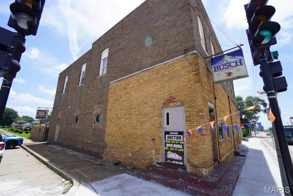516 Madison Avenue - Photo 1