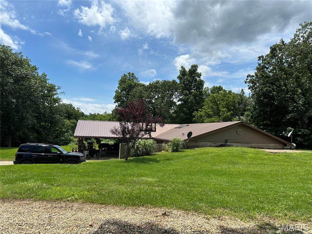 3329 Boettcher Road - Photo 1