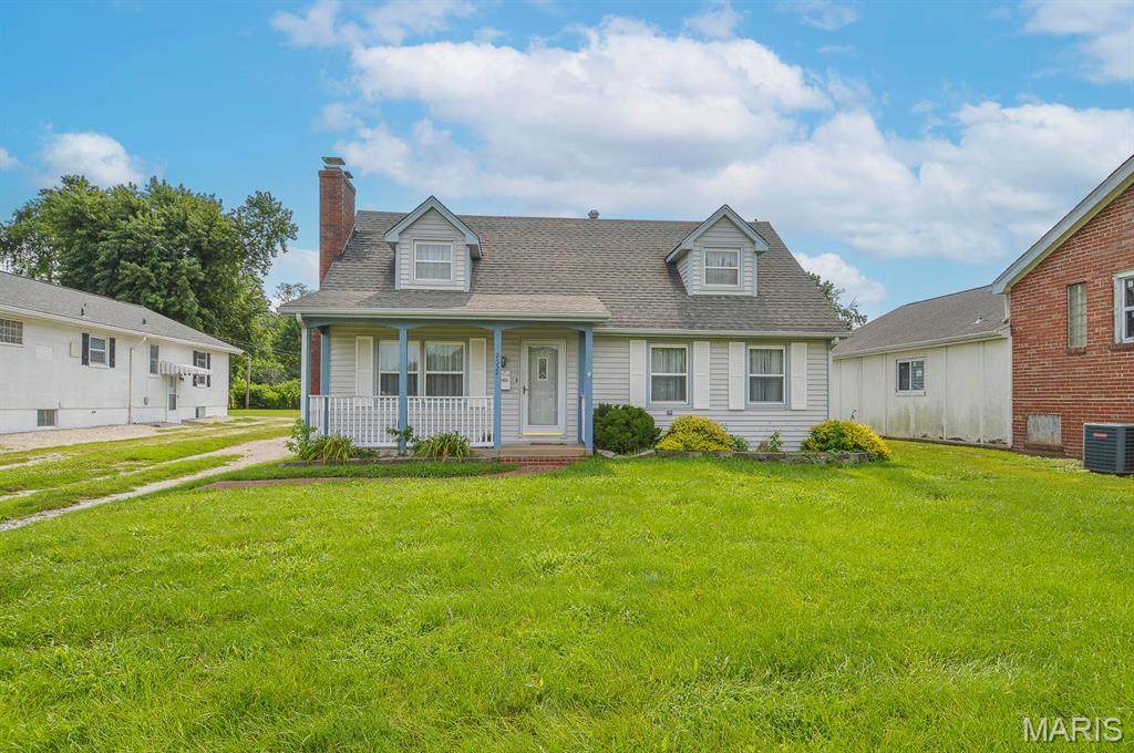 2552 Frank Scott Parkway - Photo 1