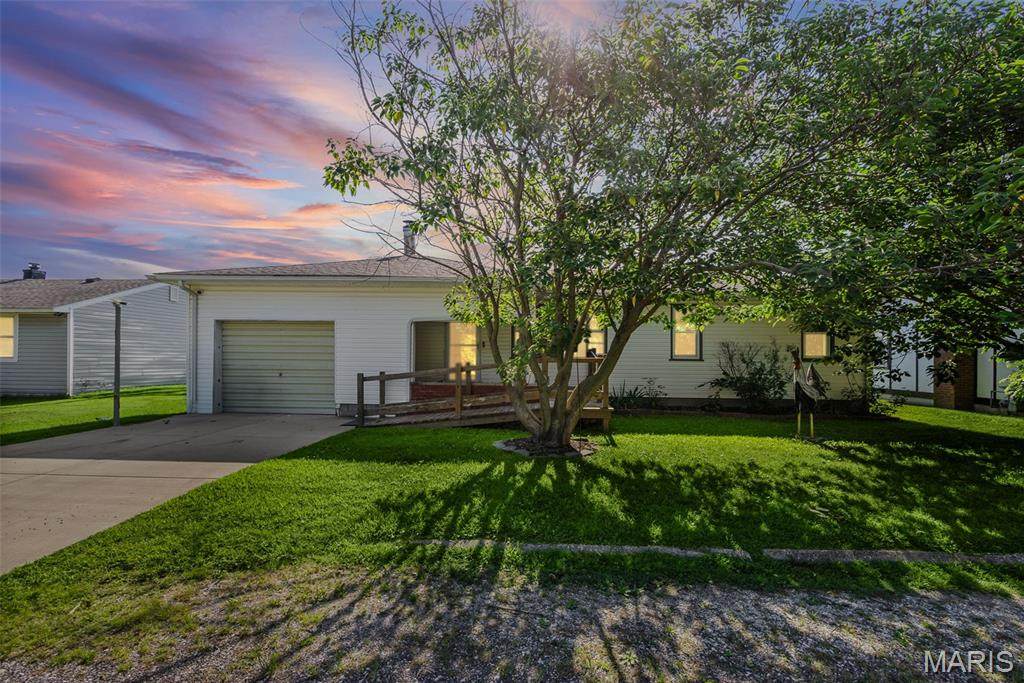 412 Rose Avenue - Photo 1