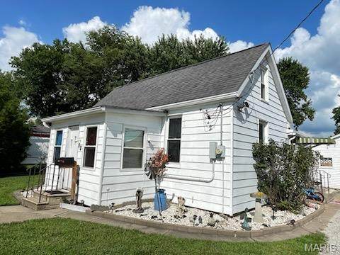 405 Clinton Street - Photo 1