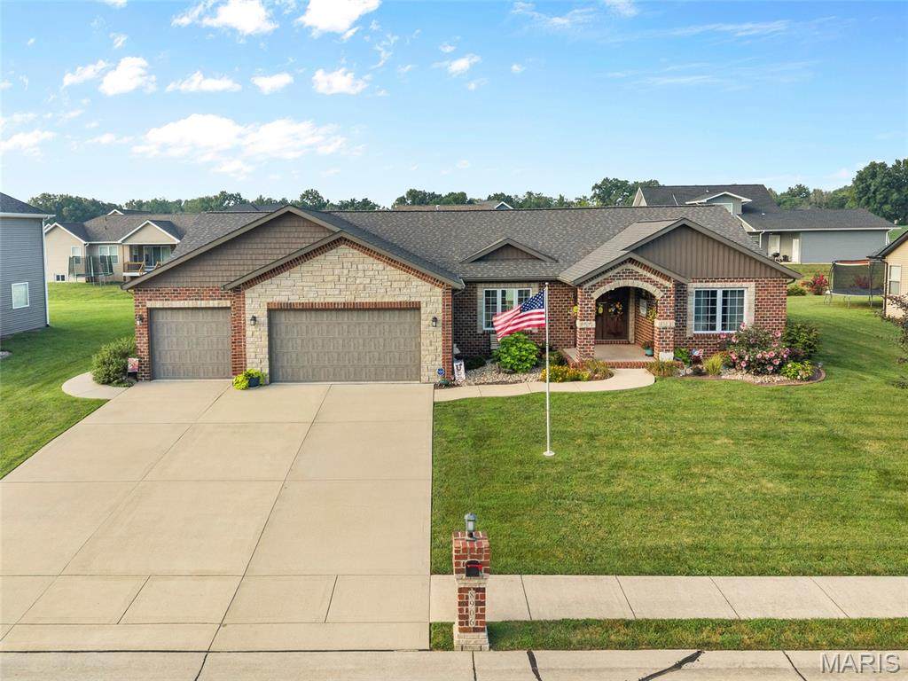 8906 Wendell Creek Drive - Photo 1