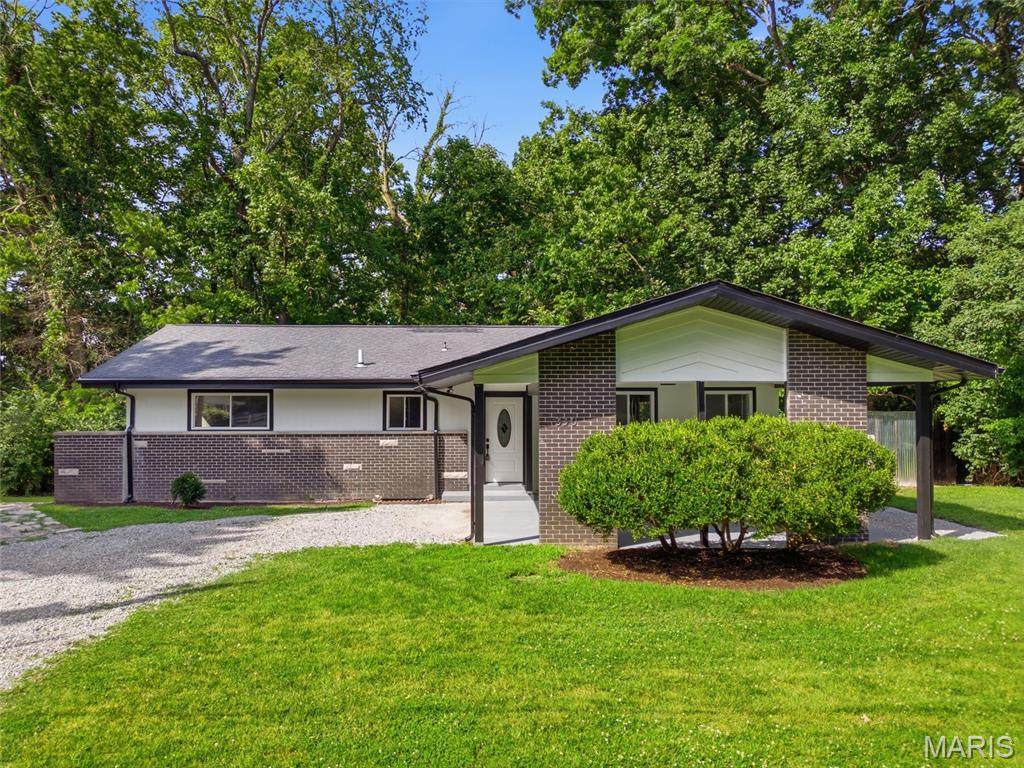 330 Hillwood Drive - Photo 1