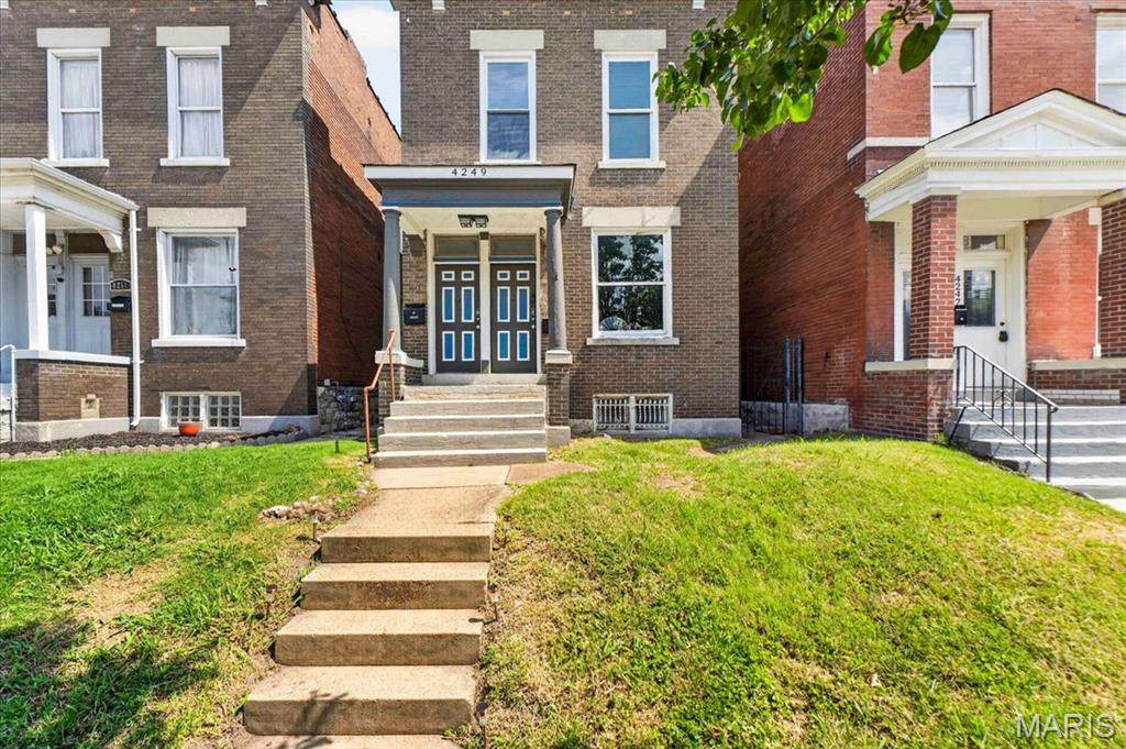 4249 Chouteau Avenue - Photo 1