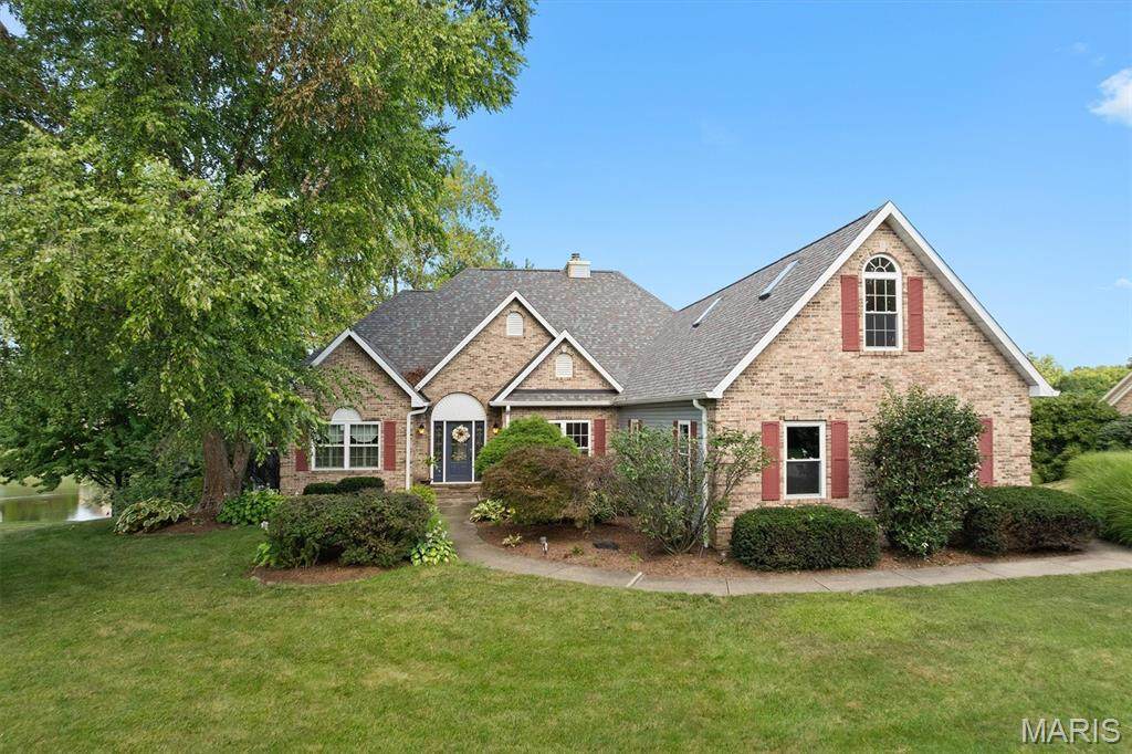609 Waters Edge Drive - Photo 1
