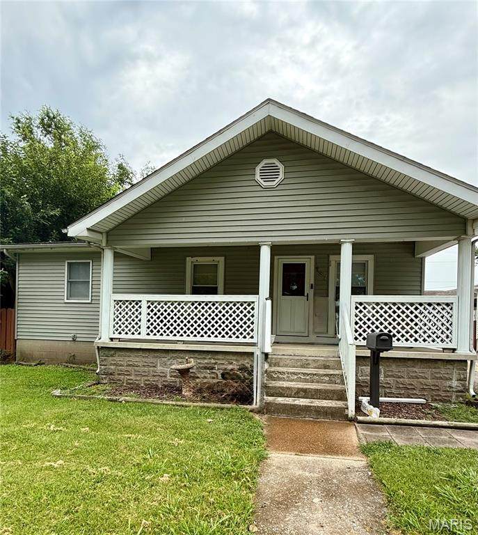 137 3rd Street - Photo 1