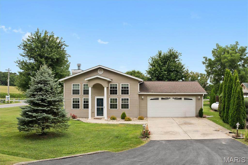 22017 Panorama Drive - Photo 1