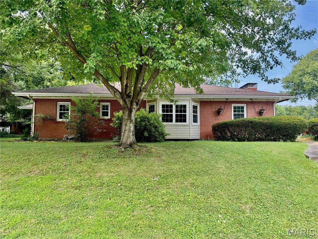 407 Killarney Drive - Photo 1
