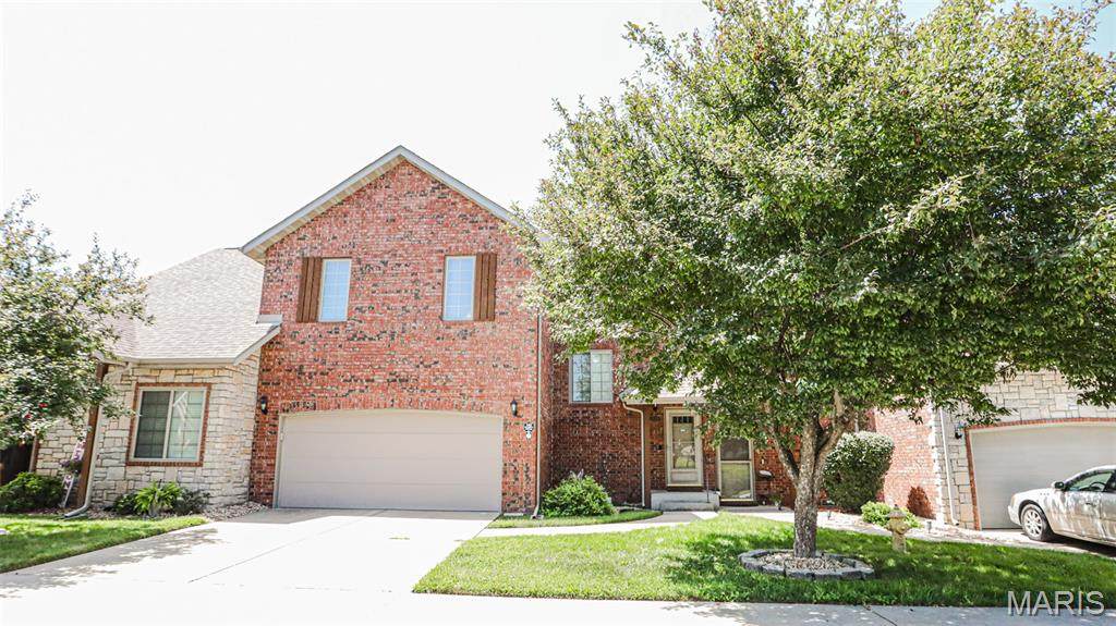 2335 Chesterfield Boulevard - Photo 1