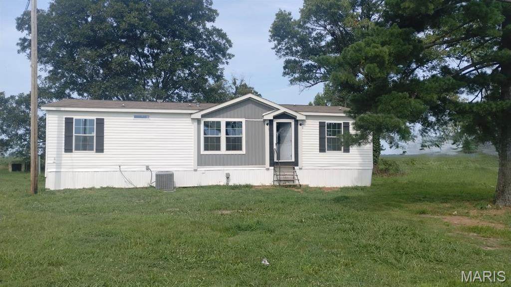 8037 County Road 541 - Photo 1