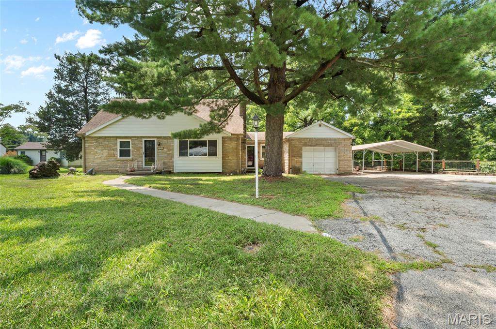 326 Hollywood Heights Road - Photo 1