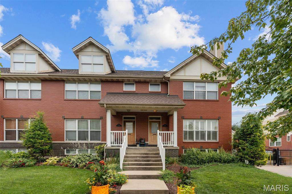 5416 Delmar Boulevard - Photo 1