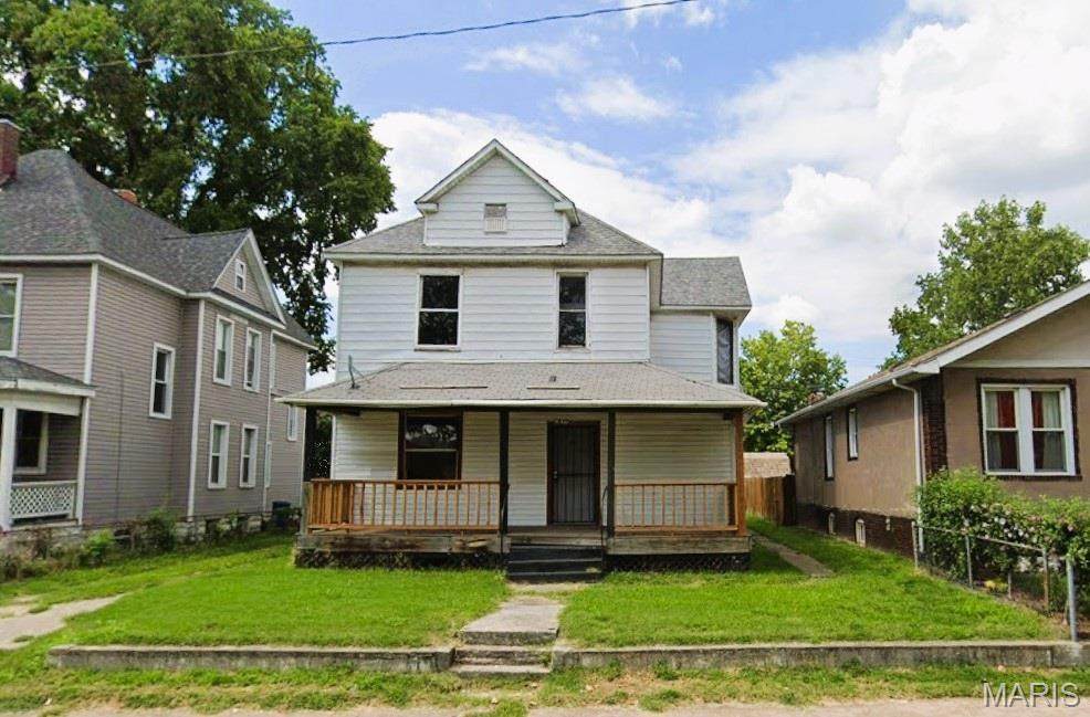 1937 Benton Street - Photo 1