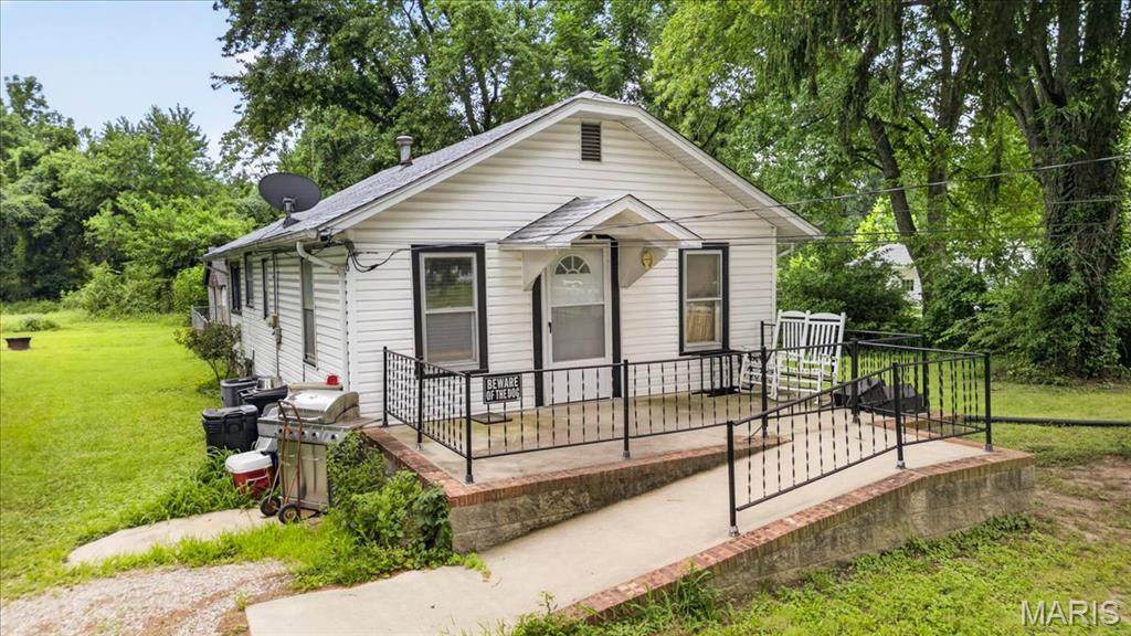1036 Hollywood Heights Road - Photo 1