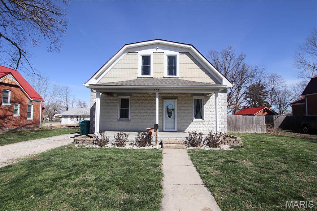 209 Madison Avenue - Photo 1