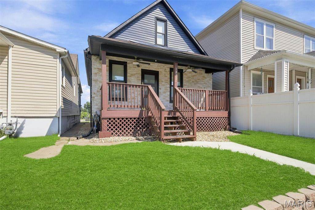 1825 Edwardsville Road - Photo 1
