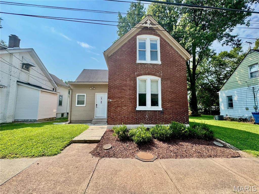 420 Mckinley Street - Photo 1