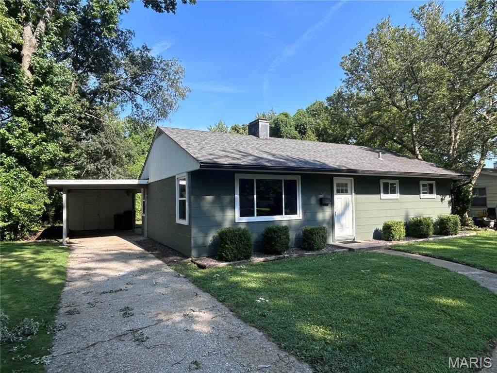 640 Devonshire Drive - Photo 1