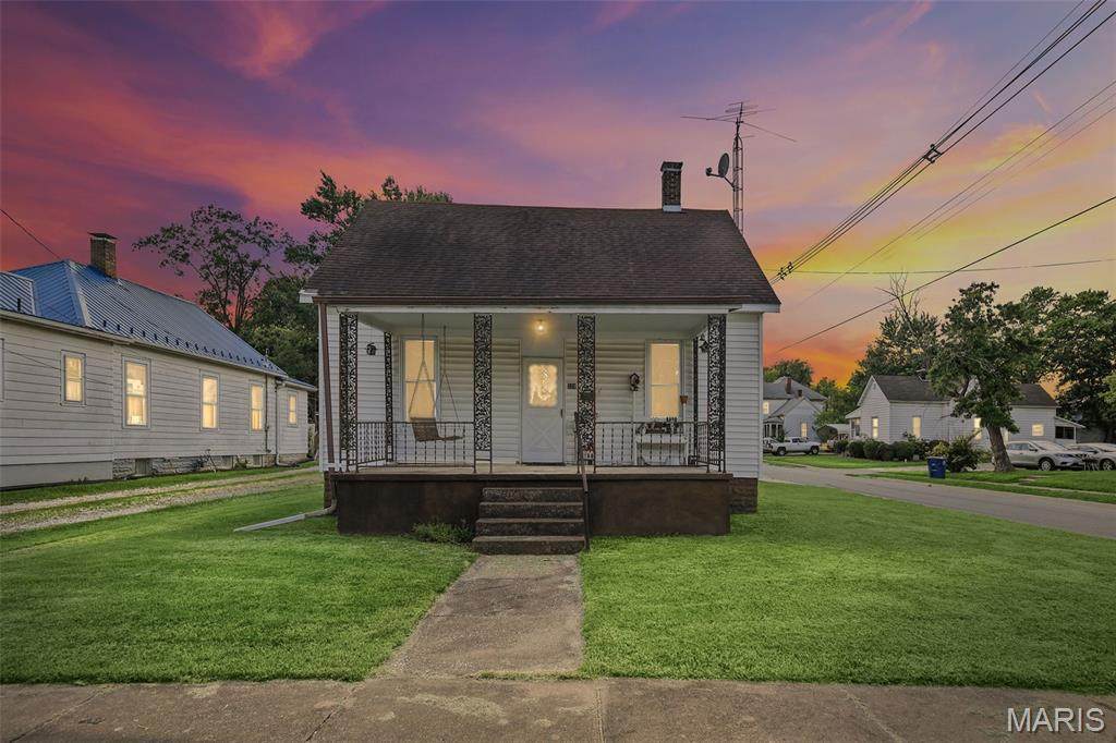 229 Vine Street - Photo 1