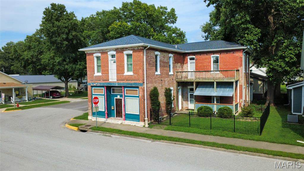 302 Main Street - Photo 1