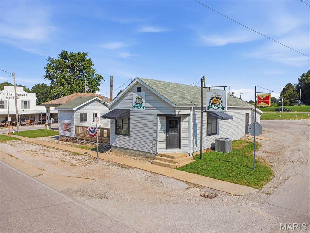 102 Park - Photo 1