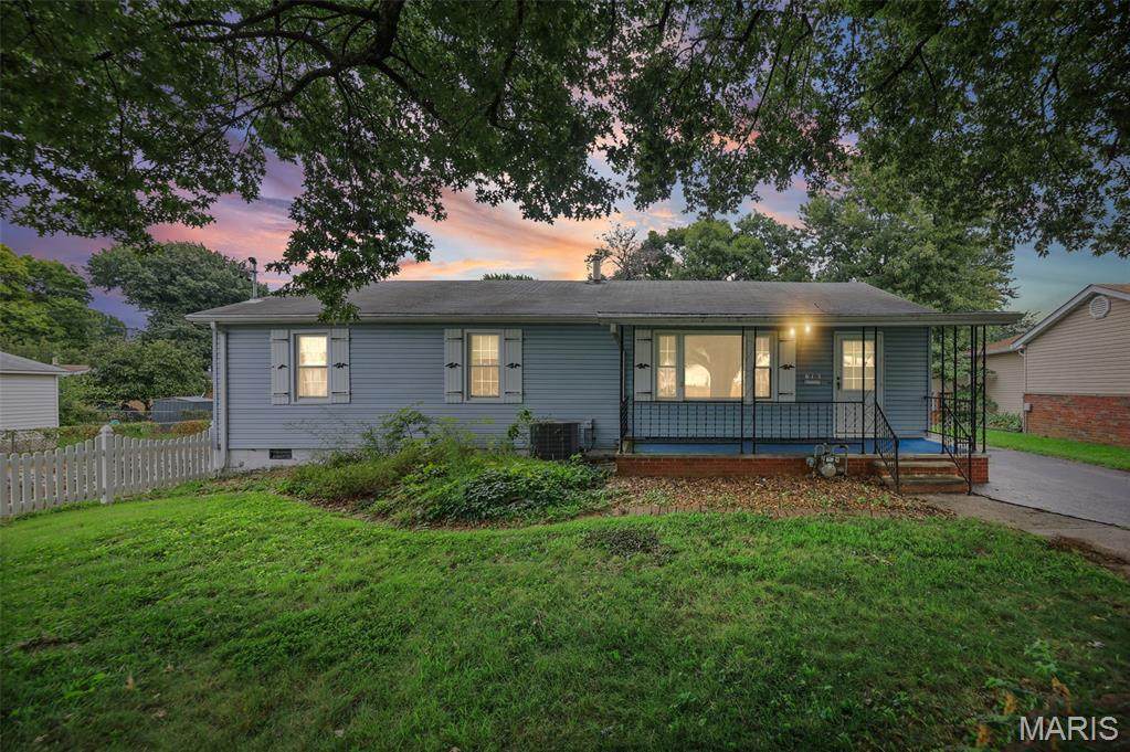 612 6th Street - Photo 1
