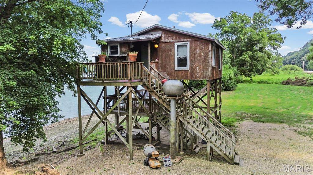305 Alexander Lane - Photo 1