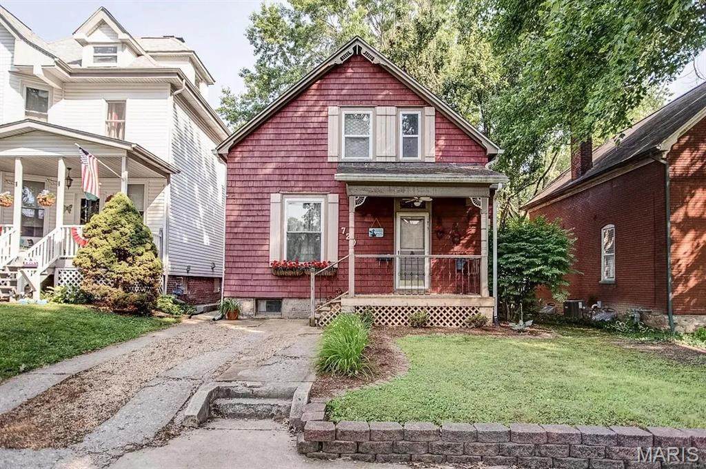 720 D Street - Photo 1